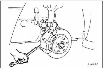 Nissan Micra - Ausbau
